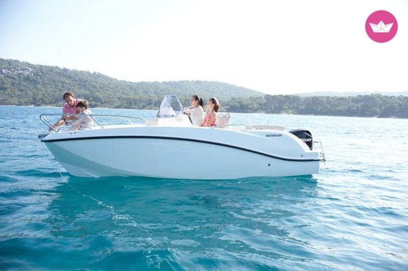 Quicksilver Activ 535 Open
